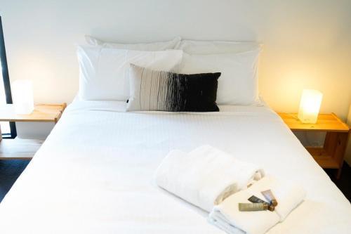 Apartamento Modern 2bd W City Views Pool Gym And Rooftop