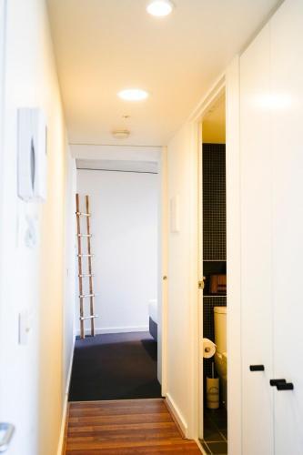 Apartamento Modern 2bd W City Views Pool Gym And Rooftop