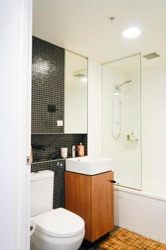 Apartamento Modern 2bd W City Views Pool Gym And Rooftop