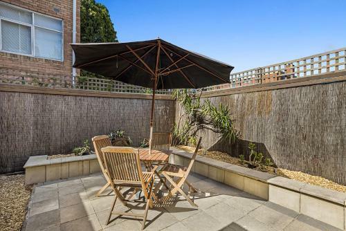 Apartamento 2-bed Unit With Courtyard 15 Min From St Kilda Beach