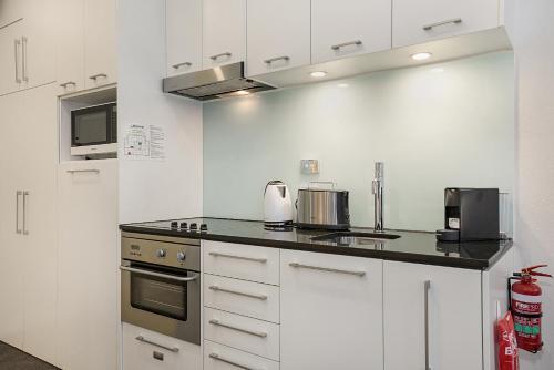 Apartamento Central? ?melbourne? ?studio? ?metres? ?from? ?dining? ?and ?bars?