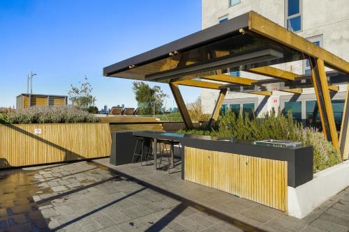 Apartamento Breathtaking Unit With City And Racecourse Views