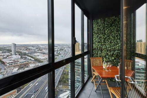 Mega Style Apartments Southbank Crown