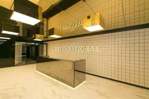 Mega Style Apartments Southbank Crown
