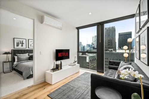 Luxuria Apartments - Collins House