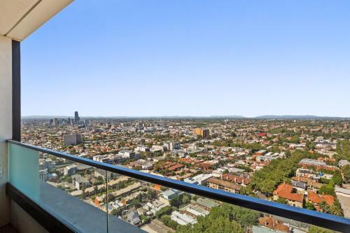 One-bed Apartment With Parking, Pool, Gym And Trams