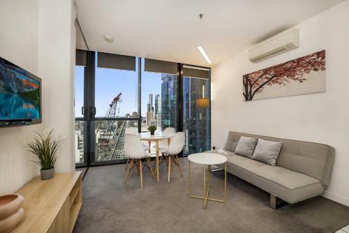 Apartamento 2-bed Unit Metres From Cbd Malls, Dining And Sights