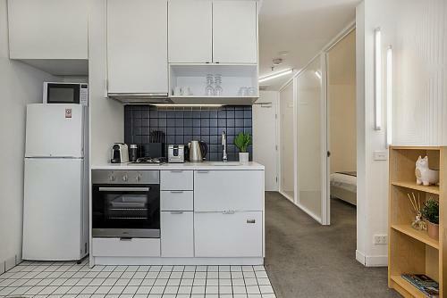 Apartamento 2-bed Unit Metres From Cbd Malls, Dining And Sights