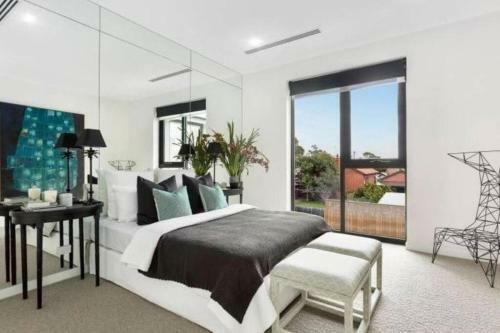 59 3 Luxury Bedroom Home
