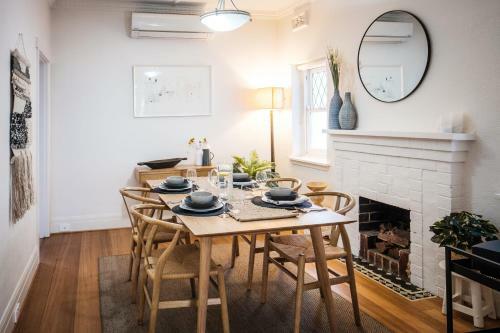 Elwood Beach Calming Tones - Pets, Garden
