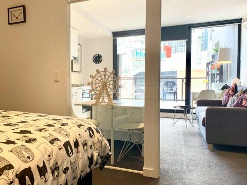 Readyset Apartments On Little Collins