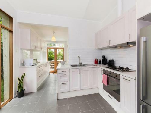 Apartamento Fawkners Nest-hosted By:l'abode Accommodation