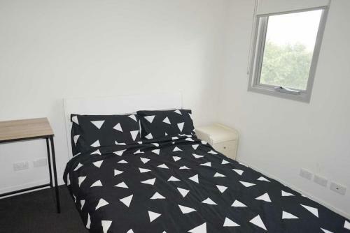 Readyset Apartments On Spencer West