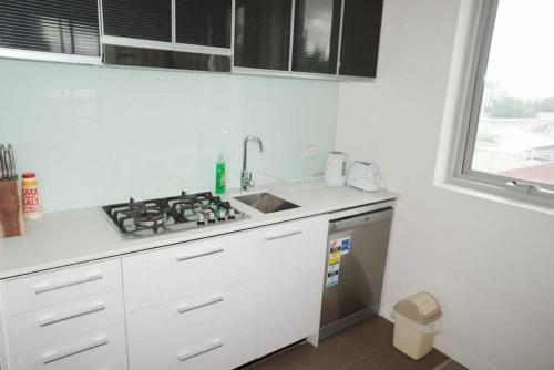 Readyset Apartments On Spencer West