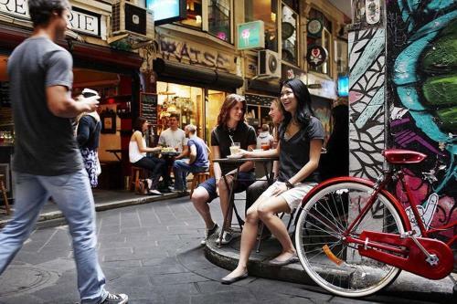 Apartamento 2br Suites On Bourke, Perfect Location, Views