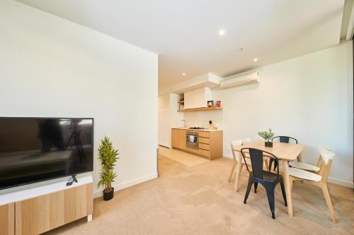 Apartamento Home Away From Home // Pool & Parking