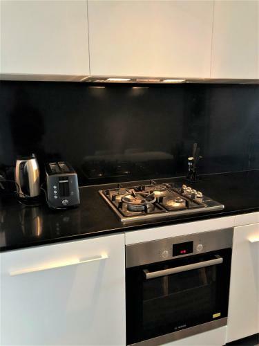 Readyset Apartments At Guilfoyle
