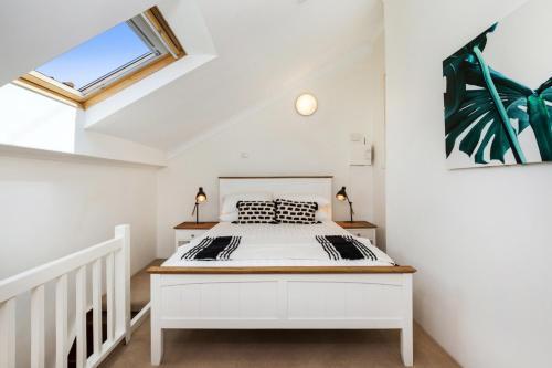 2-bed House With Patio Near Bars And Restaurants