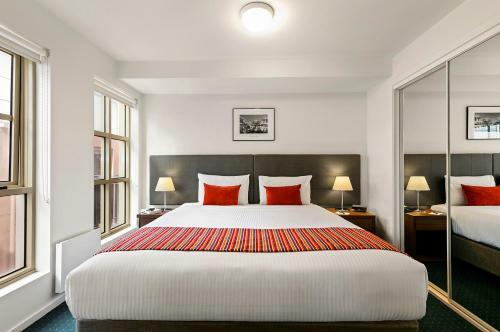 Melbourne Carlton Central Apartment Hotel