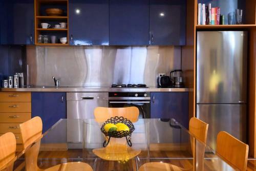 Brooklyn Warehouse Vibe Mins To St Kilda & Cafes
