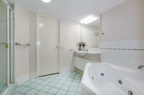 Apartamento Second Floor 2 Bedroom Mooloolaba Escape - Caribbean Resort