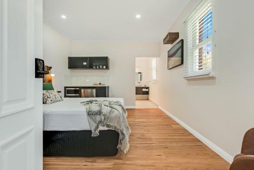 Lodge Perricoota Station