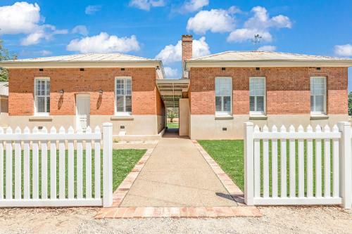 Lodge Perricoota Station