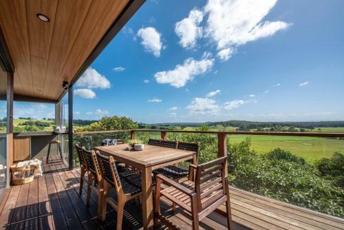 Hilltop Hideaway Luxury Style