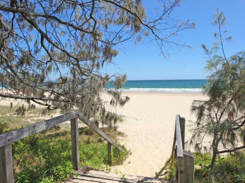 Windmill 4 - Two Bedroom Beachside Apartment On Parkyn Parade!
