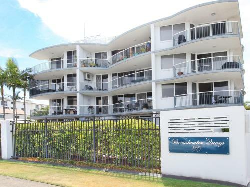 Broadwater Quays 5 - Three Bedroom Water View Apartment, Only 2 Blocks From Mooloolaba Beach!