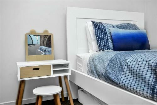 Family Vibes At Middleton Beach