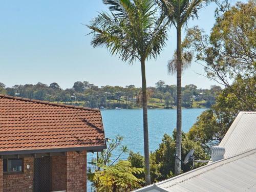 Apartamento Morisset Waterfront 1bdr Studio Looking Over Trinity Marina