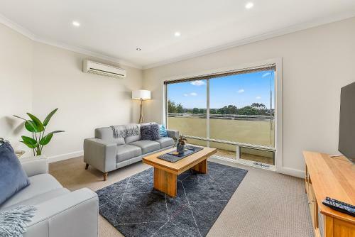 Apartment On Lake Terrace