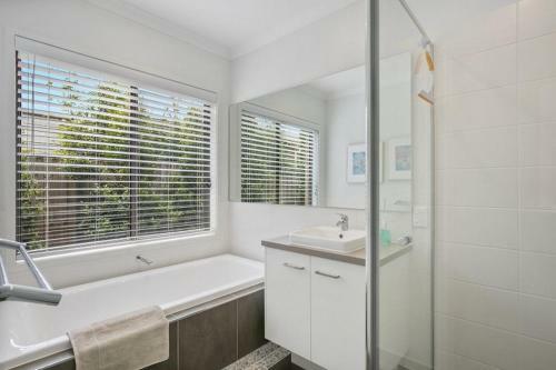 Mannagum Mt Duneed 59