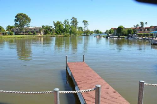 Cypress Townhouse 17 - Mulwala