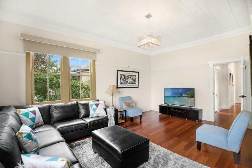 Magnificent Cotillion By Your Innkeeper Mudgee