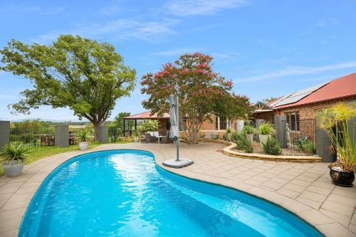 Magnificent Cotillion By Your Innkeeper Mudgee