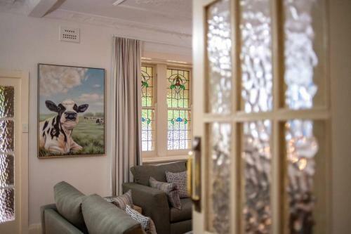'kyona' By Your Innkeeper Mudgee