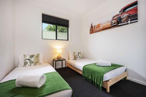 Dunphy Delight By Your Innkeeper Mudgee