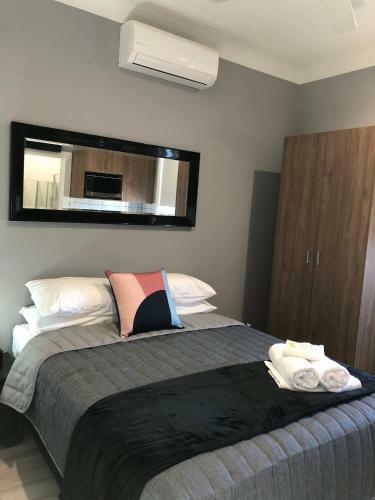 Apartamentos The Mark Studios