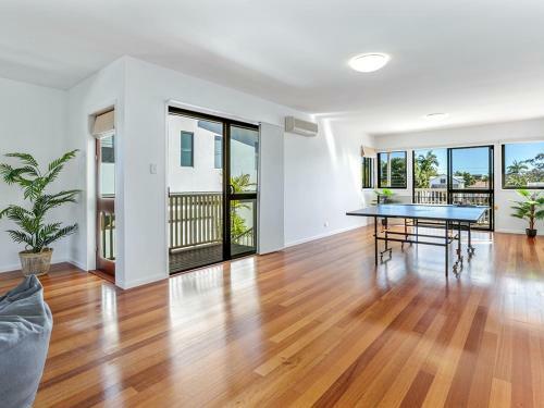 Convenience, Space & Location, Noosa Heads