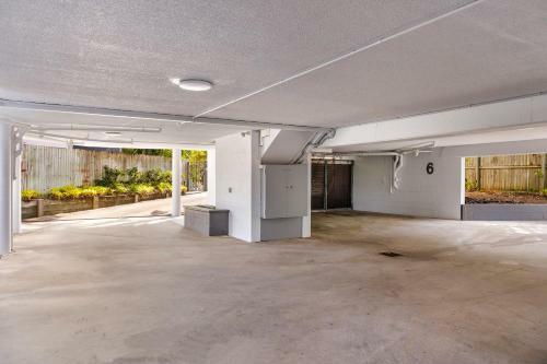 Pisces Apartment 6 Peza Court 7