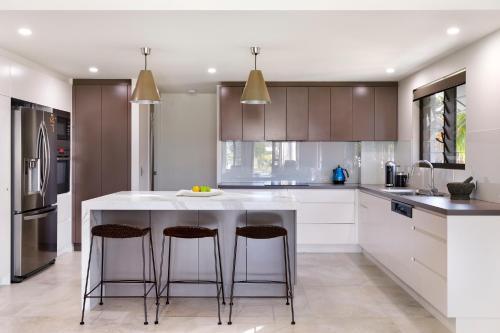 Pisces Apartment 6 Peza Court 7
