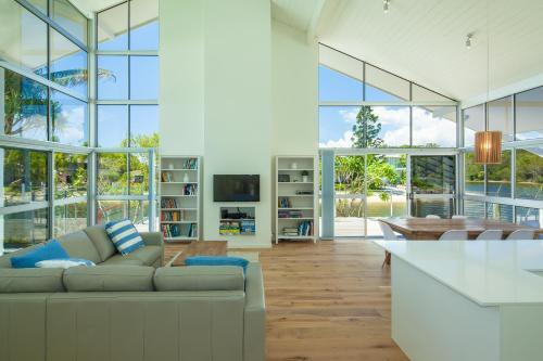 34 Cooran Court