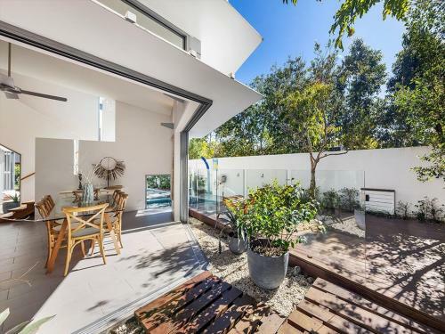 Ultimate Light And Space, Noosa Heads