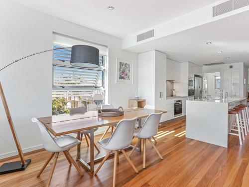 Apartamento Panoramic River And Ocean Views, Noosaville