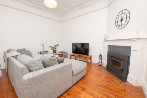 Villa Dora Street Central, Cosy & Convenient