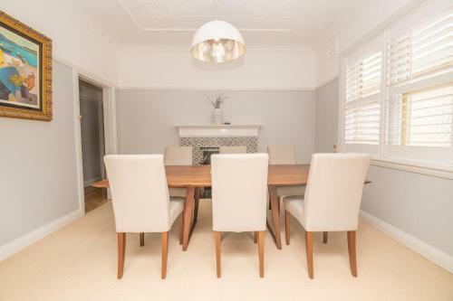 Villa The Oaks On March Stunning & Elegant Cbd Home