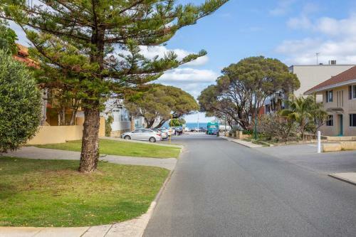 Villa Cottesloe Aqua Retreat - Executive Escapes