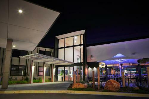 Hotel The Remington Orange